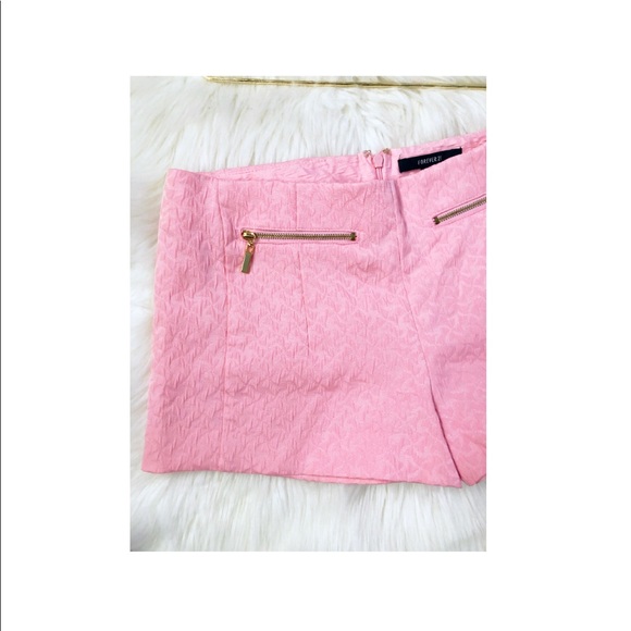 Pink & Gold Short - Picture 4 of 6